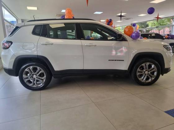 JEEP COMPASS 1.3 T270 TURBO FLEX LONGITUDE AT6